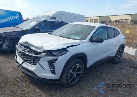 2025 Chevrolet Trax Fwd 1Rs z USA, uszkodzony, nr VIN KL77LGEP8SC043648